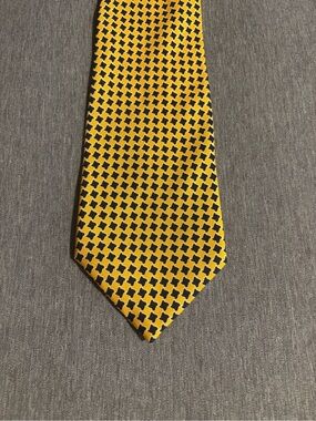Ralph Lauren Silk Tie-Excellent